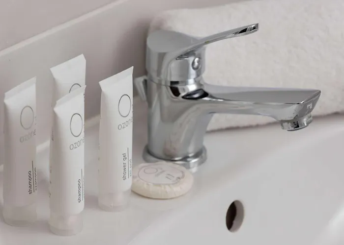 公寓 Grunwaldzka Bright With Balcony By Renters *