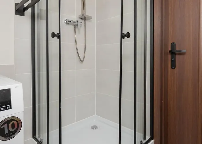 Grunwaldzka Bright With Balcony By Renters * 索波特