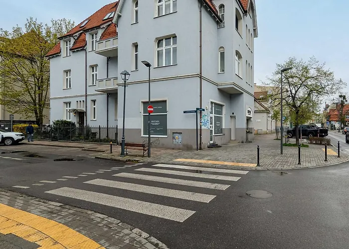 Grunwaldzka Bright With Balcony By Renters *